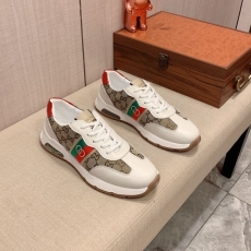 Gucci Low Shoes